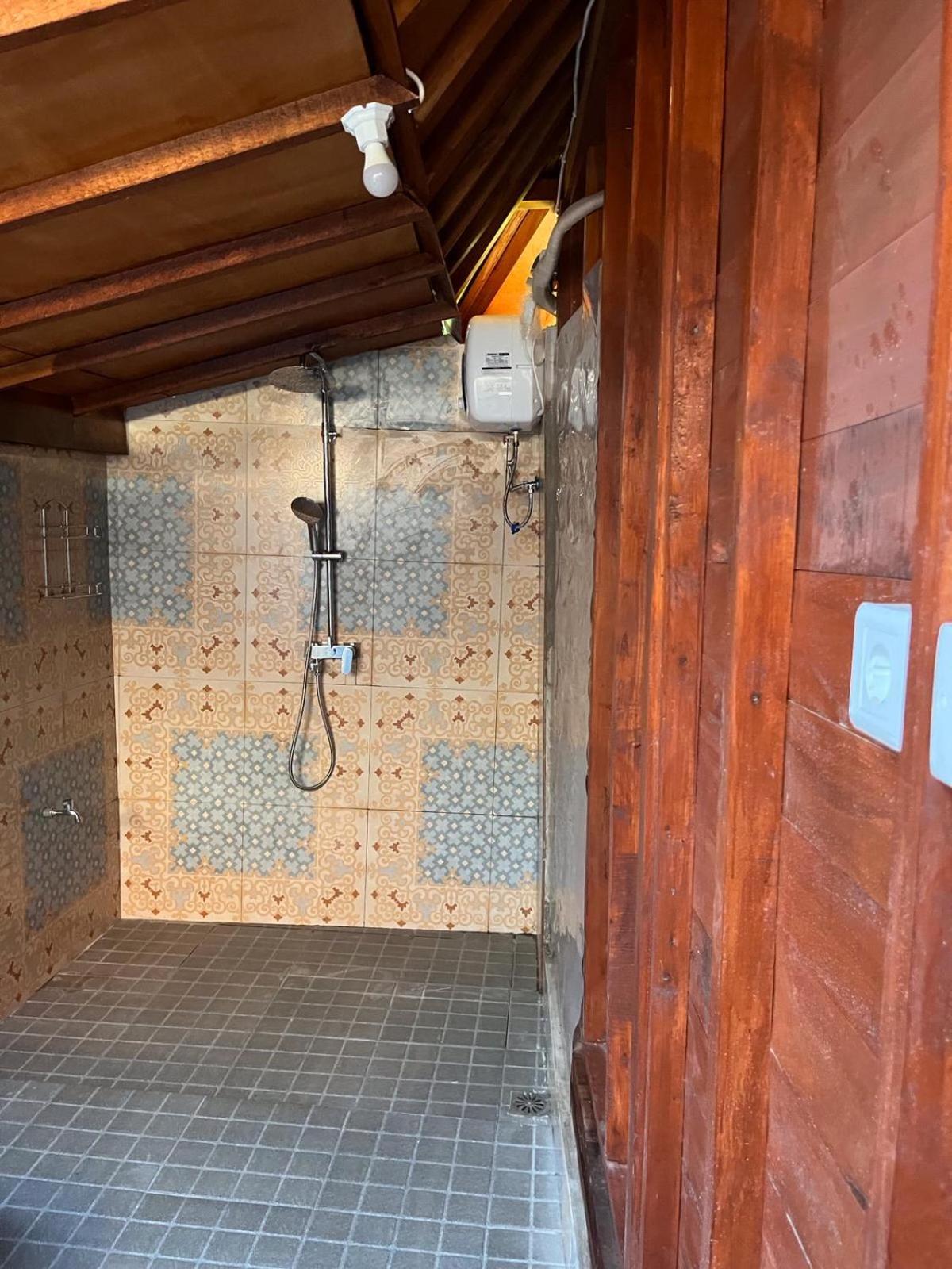 Telagamas Guest House Banjarangkan Exteriör bild