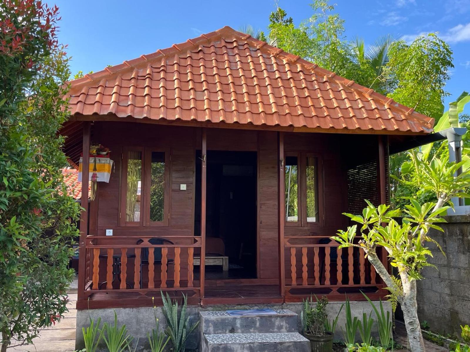 Telagamas Guest House Banjarangkan Exteriör bild